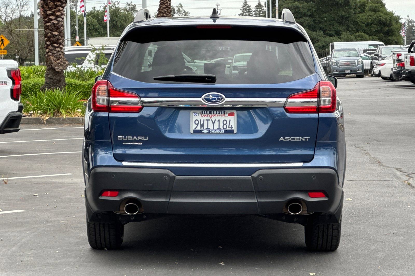 Used 2022 Subaru Ascent Premium w/ Convenience Package AWD/4WD image 4