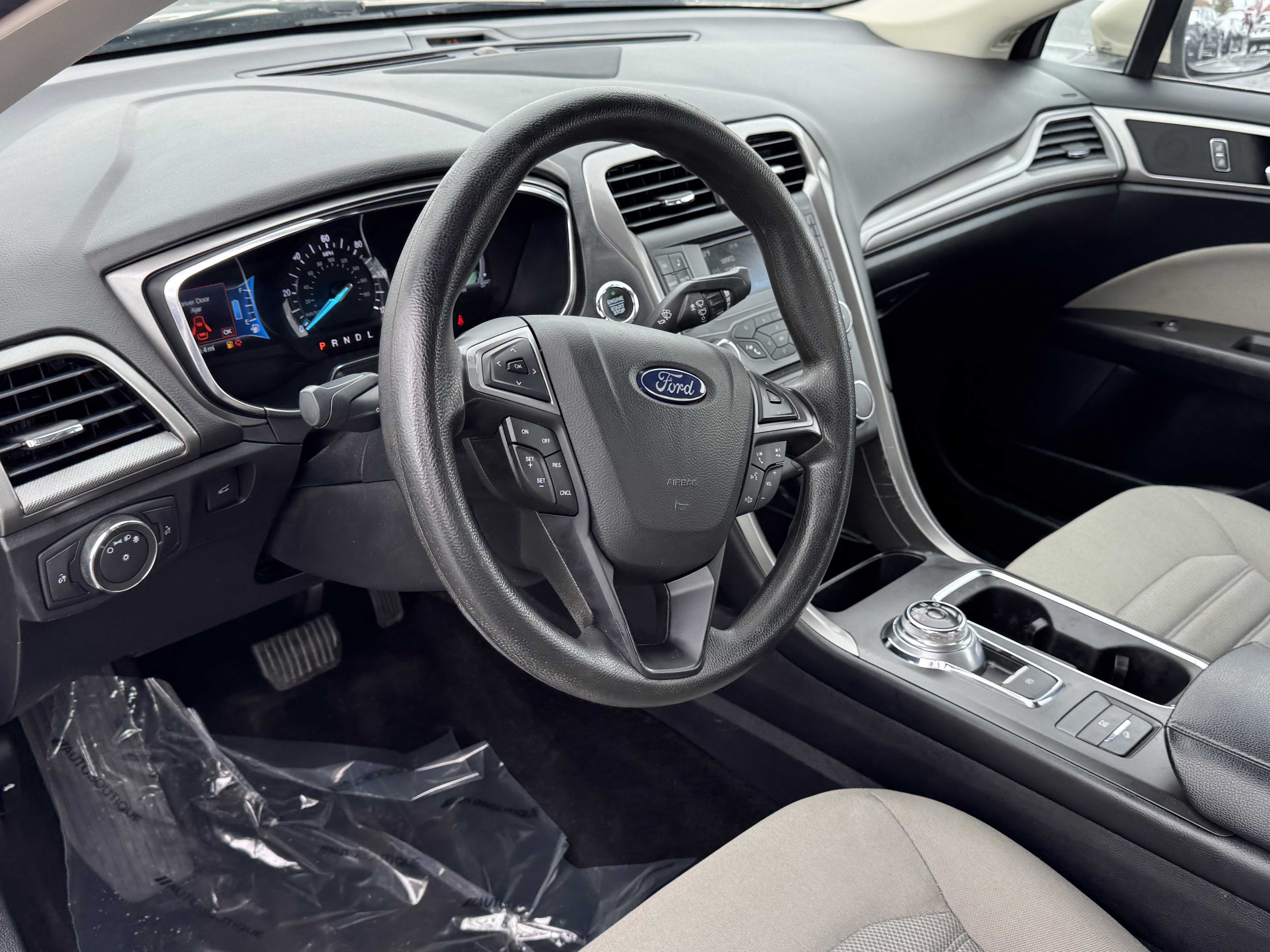 Used 2018 Ford Fusion S image 8