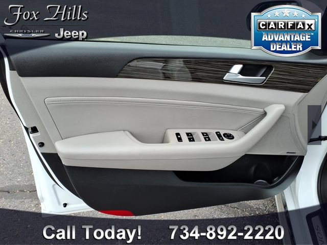 Used 2015 Hyundai Sonata Limited FWD image 13