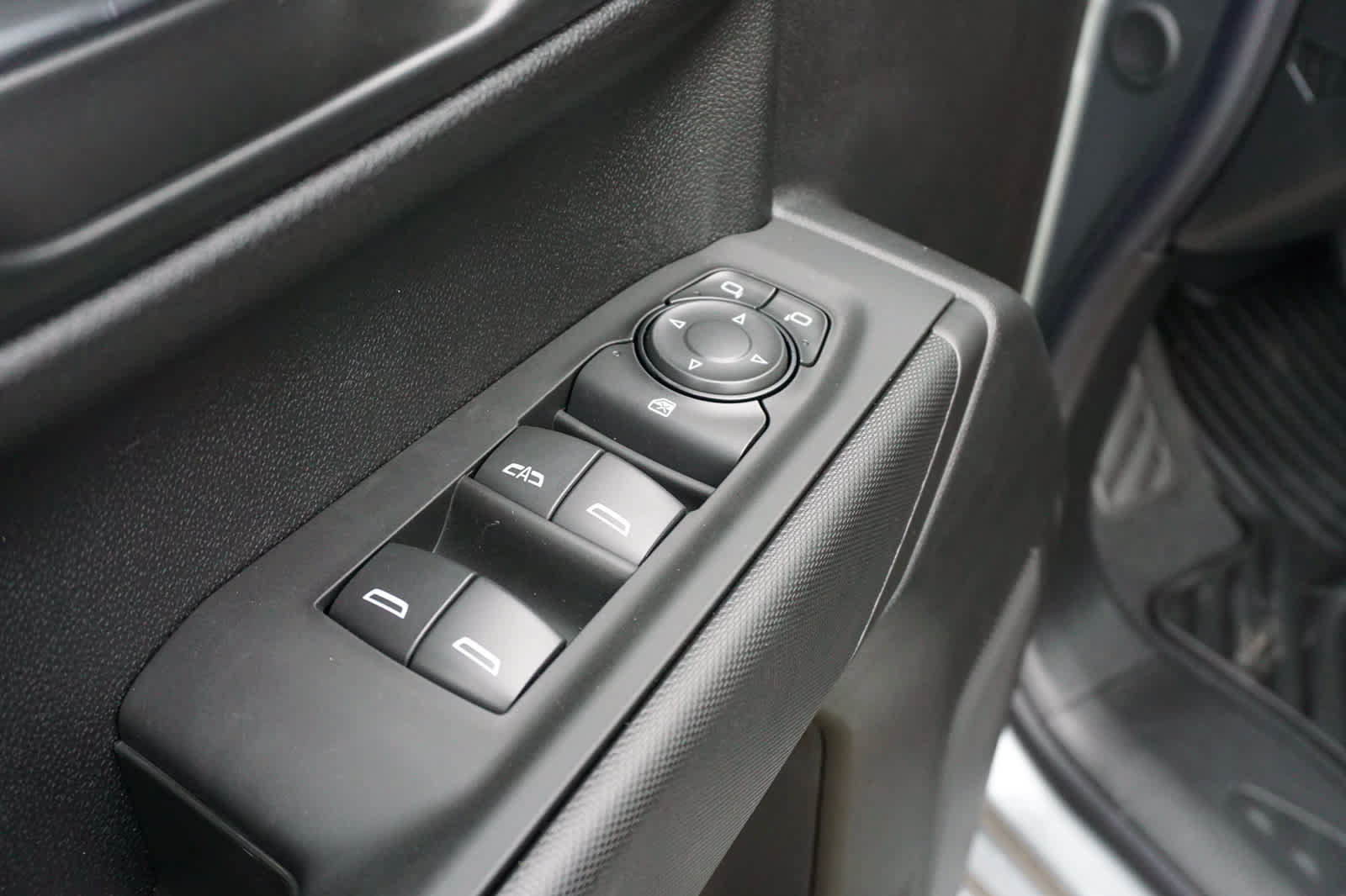 New 2026 Chevrolet Silverado 1500 Custom AWD/4WD image 21