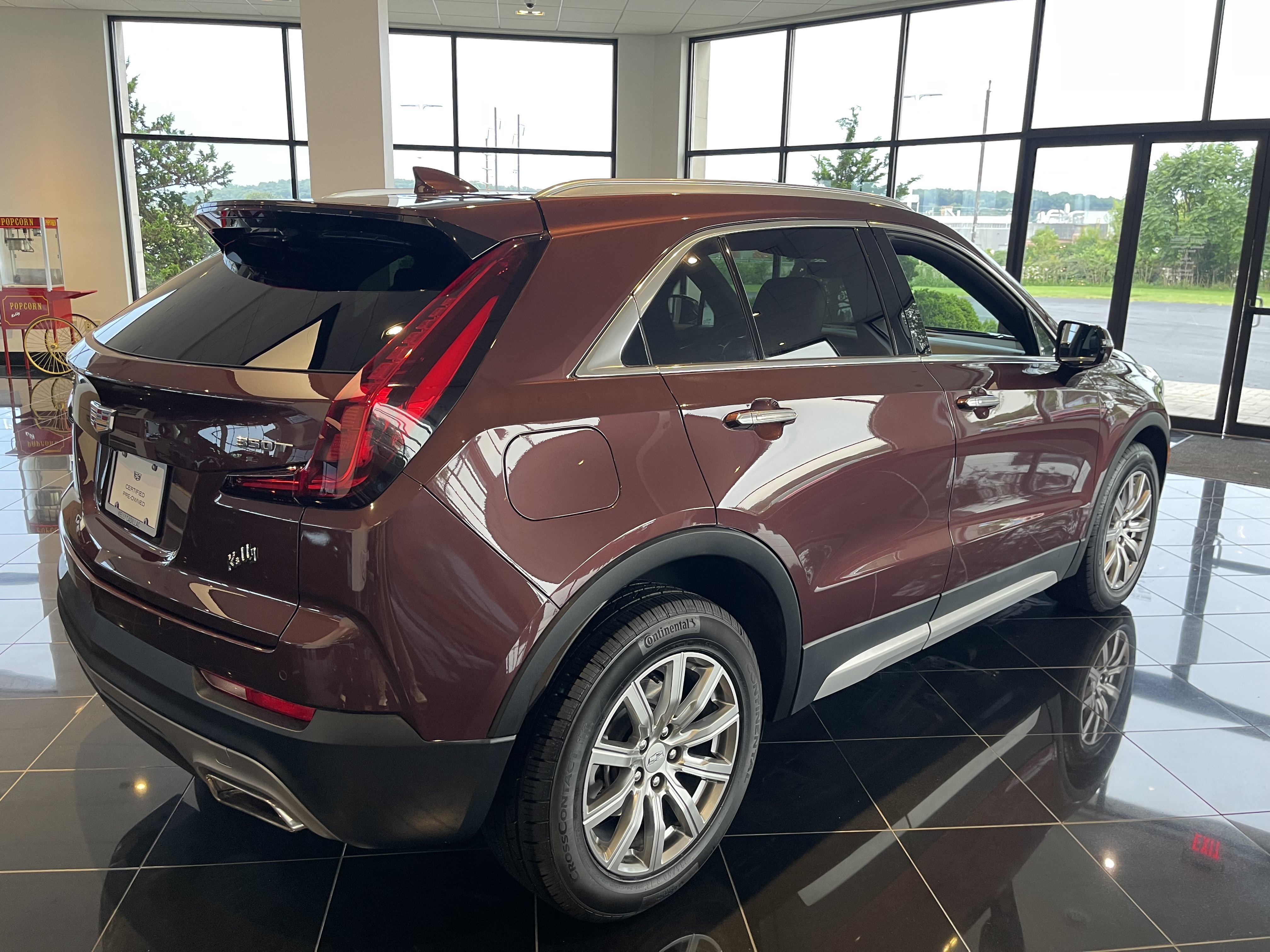 Certified 2023 Cadillac XT4 Premium Luxury AWD/4WD image 6
