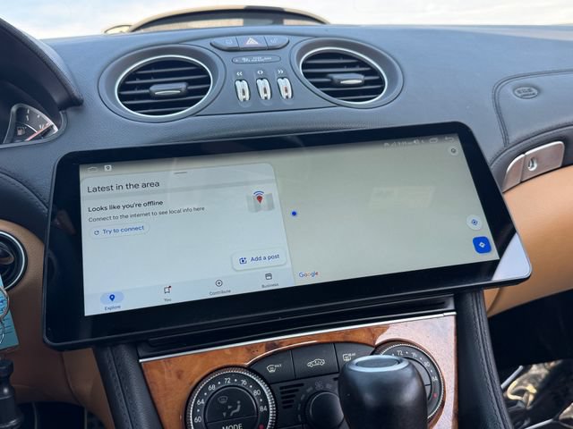 Used 2011 Mercedes-Benz SL 550 image 25