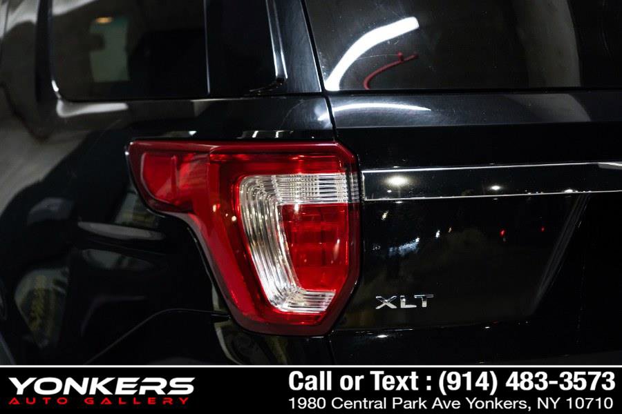 Used 2016 Ford Explorer XLT w/ Equipment Group 202A AWD/4WD image 21