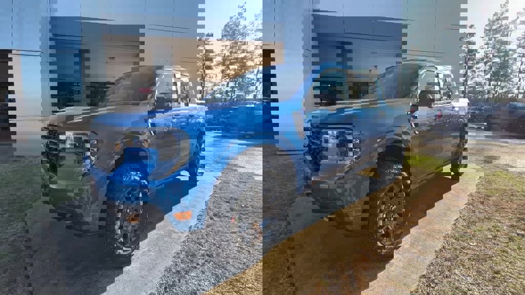 New 2026 Ford Maverick Tremor image 2