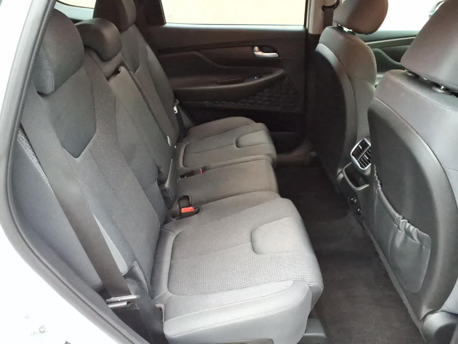Used 2020 Hyundai Santa Fe SEL AWD/4WD image 12