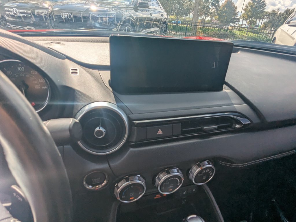 Used 2024 MAZDA MX-5 Miata Grand Touring RWD image 5