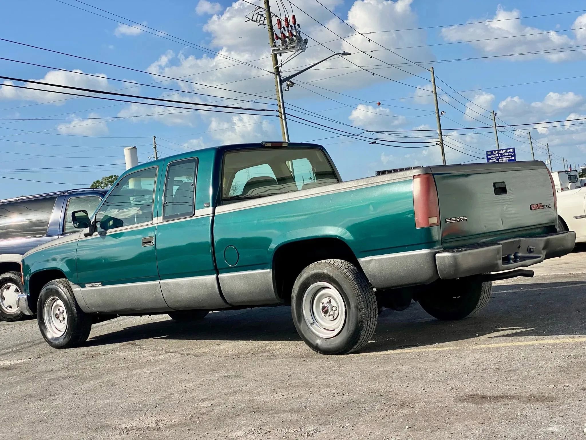 Used 1996 GMC Sierra 1500 2WD Extended Cab image 3