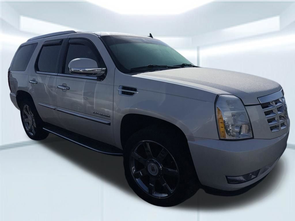 Used 2013 Cadillac Escalade Luxury RWD image 10