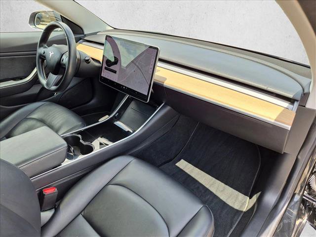 Used 2018 Tesla Model 3 Long Range RWD image 22