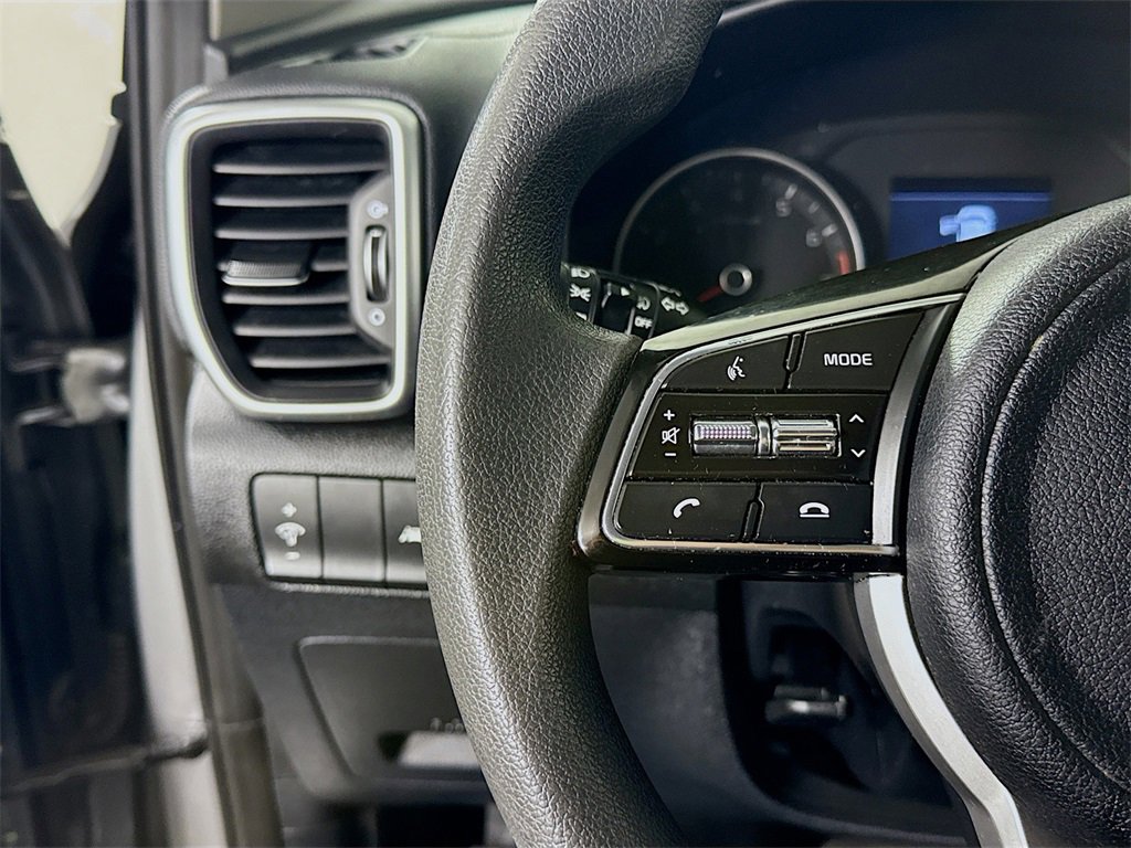 Used 2022 Kia Sportage LX image 20