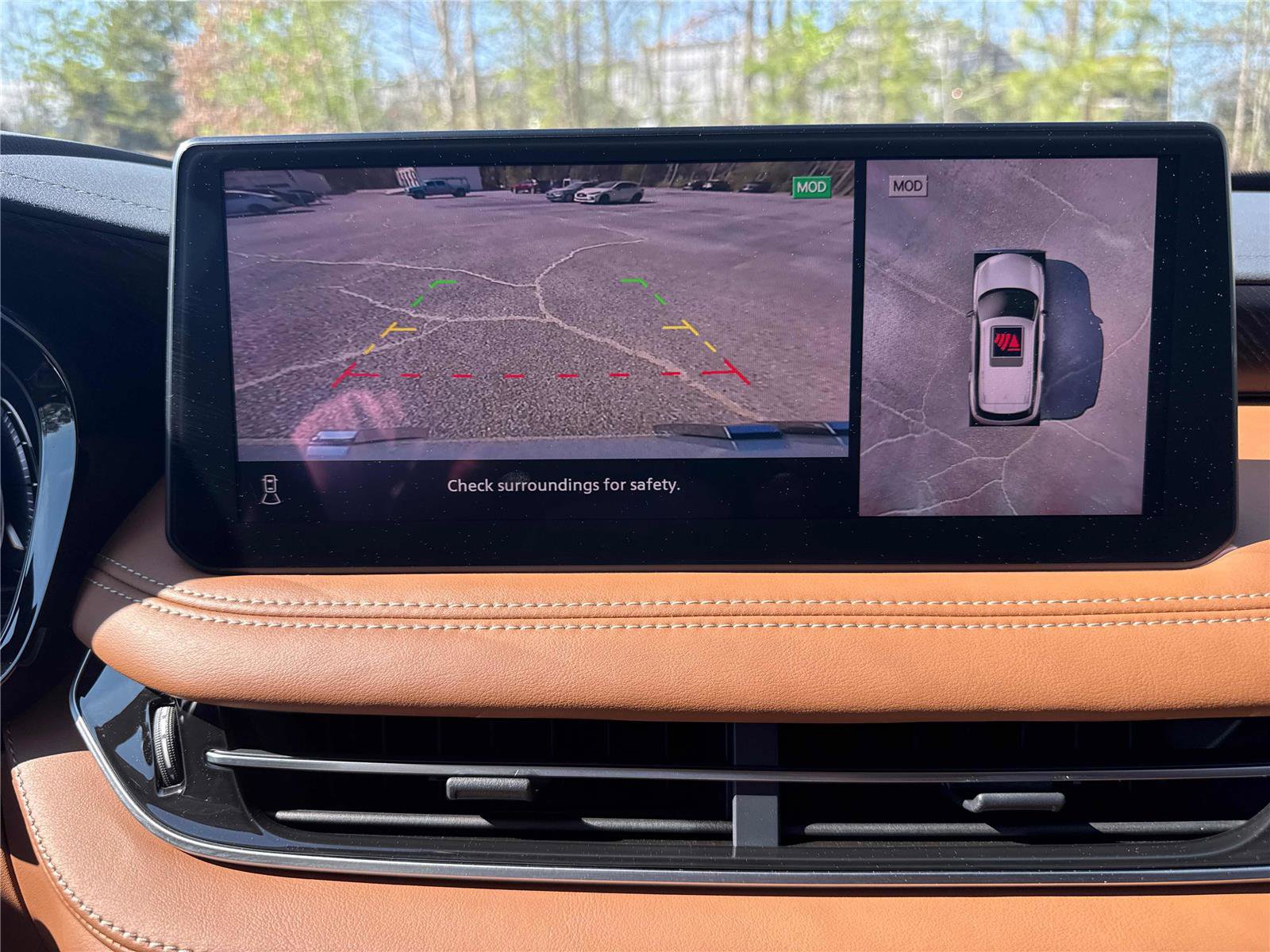 Certified 2025 INFINITI QX60 Sensory image 21