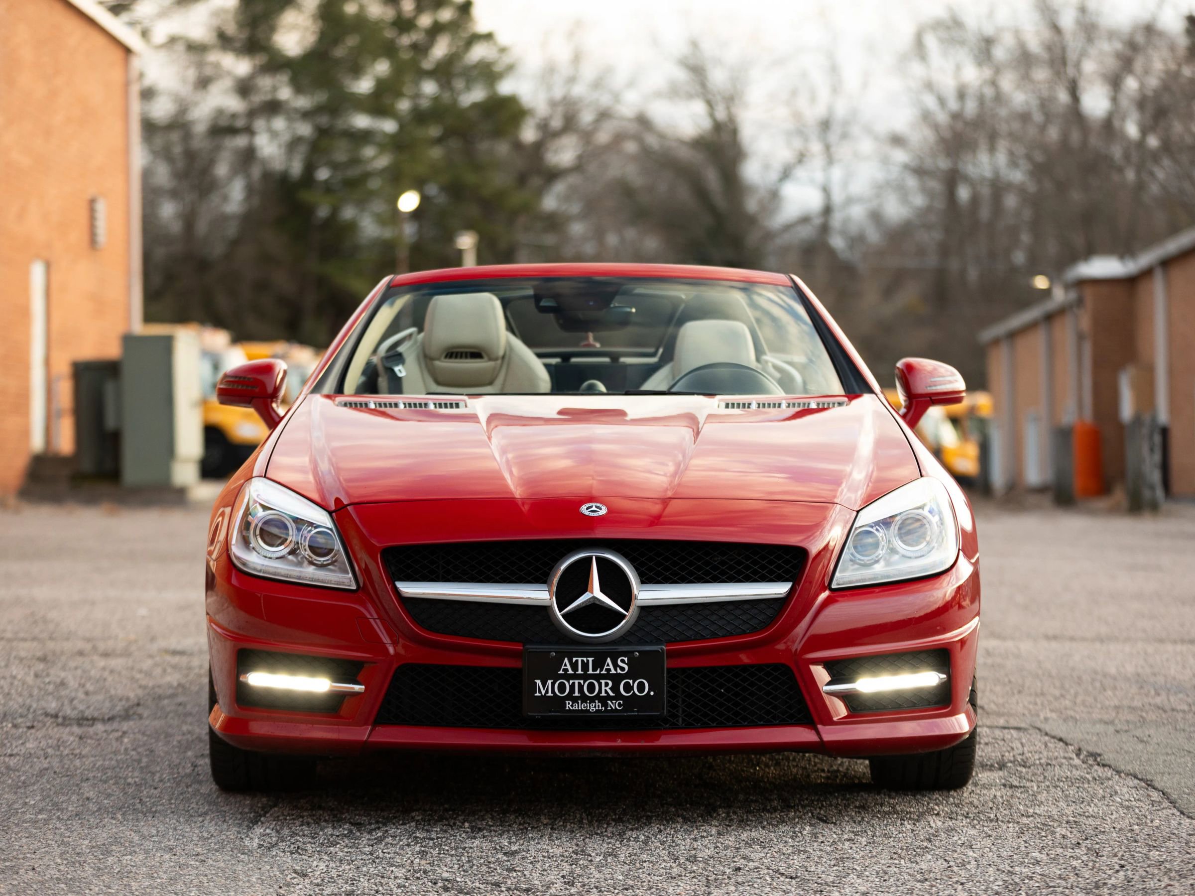 Used 2016 Mercedes-Benz SLK 350 image 3