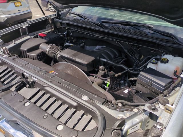 Used 2025 Chevrolet Silverado 2500 LT w/ Convenience Package image 29