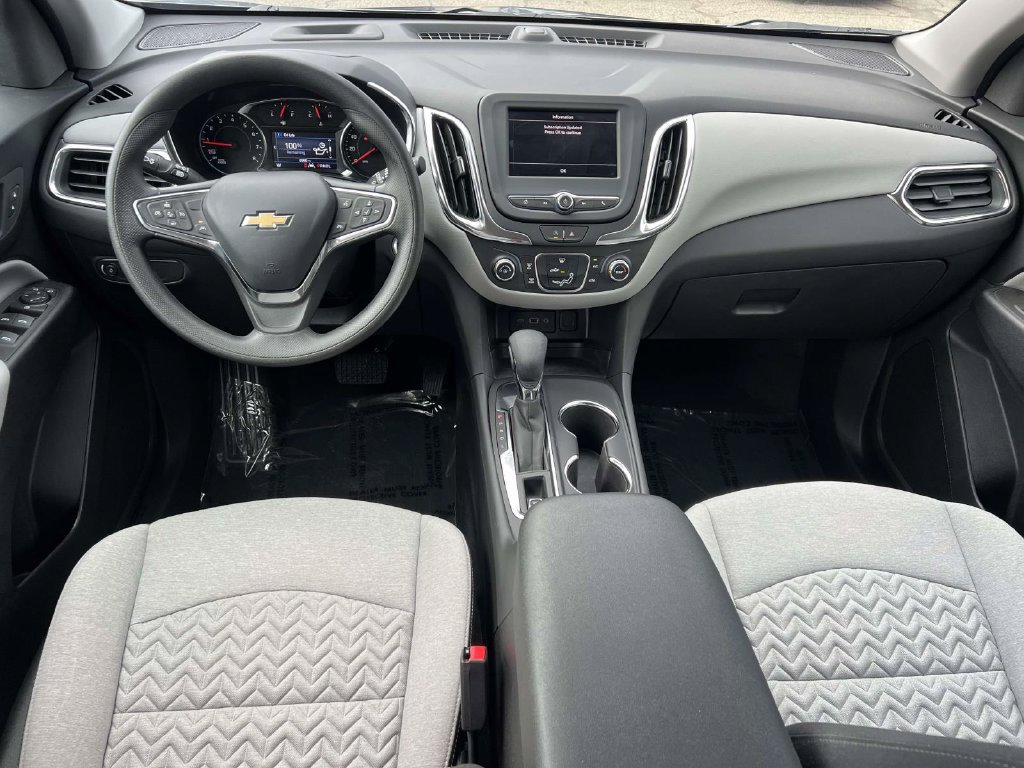 Used 2024 Chevrolet Equinox LS w/ LS Convenience Package FWD image 11