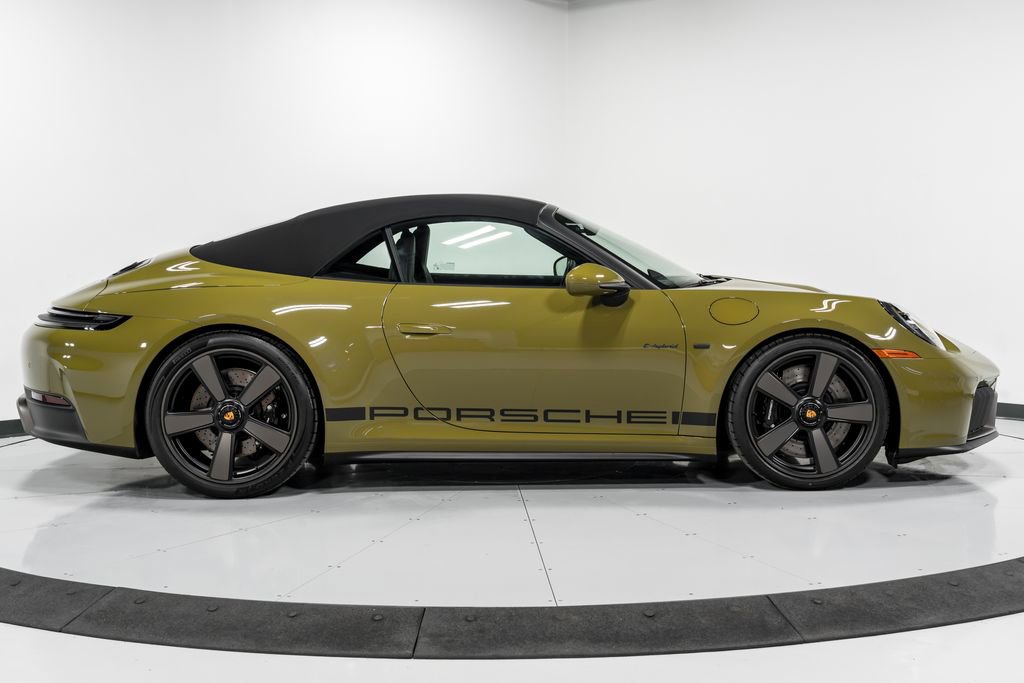 Used 2026 Porsche 911 Carrera GTS image 42