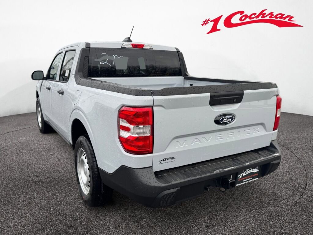 New 2025 Ford Maverick XL image 5