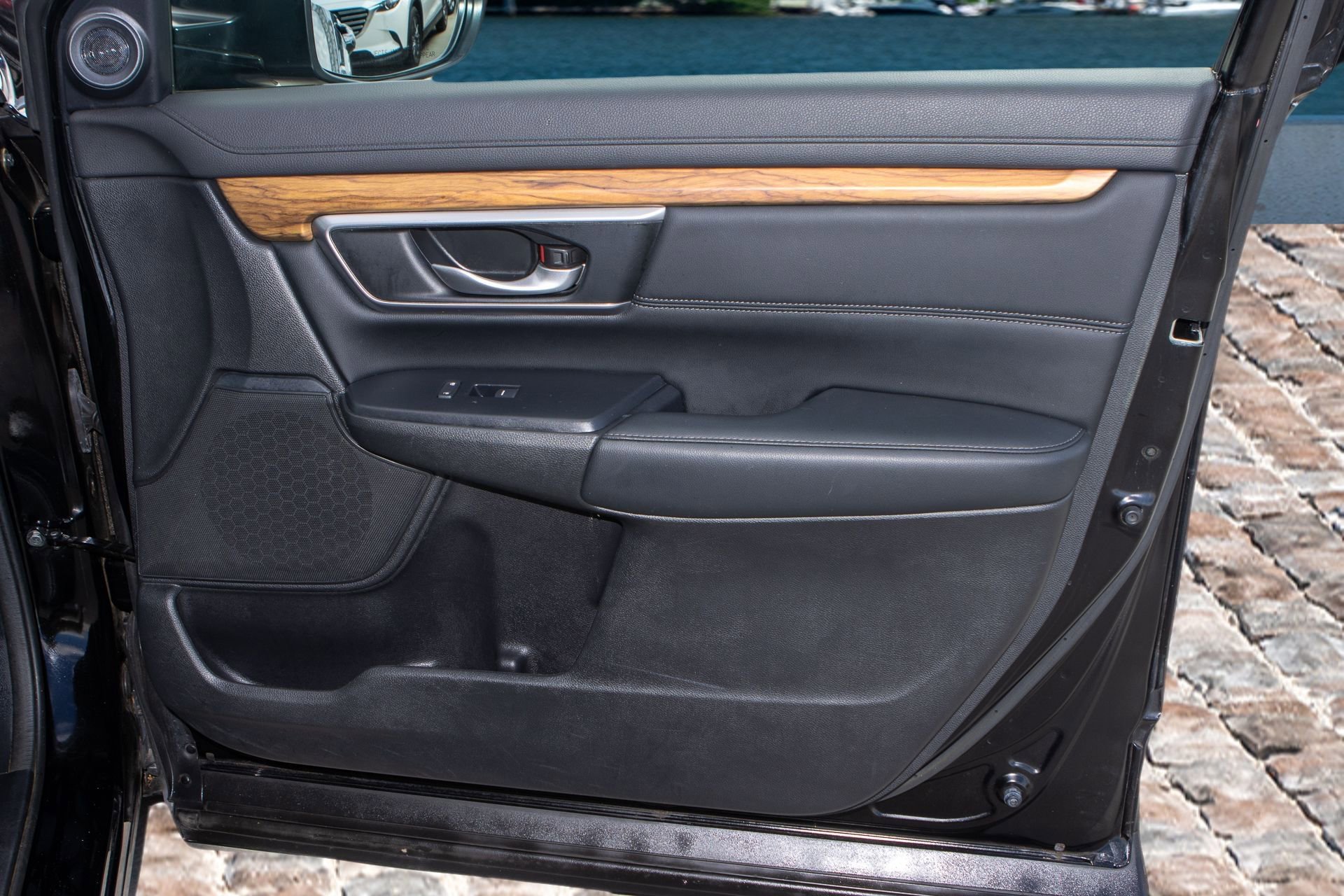 Used 2022 Honda CR-V Touring image 32