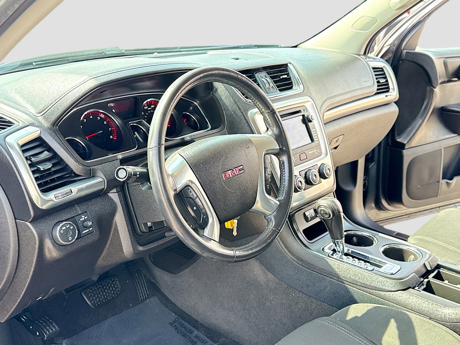 Used 2013 GMC Acadia SLE image 4