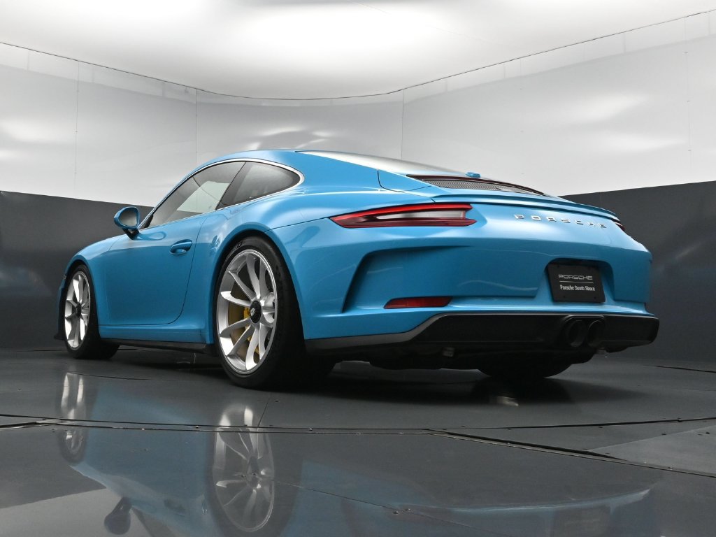 Certified 2018 Porsche 911 GT3 RWD image 23