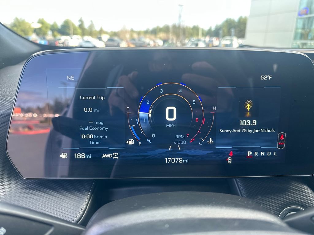 Used 2025 Chevrolet Equinox LT image 15