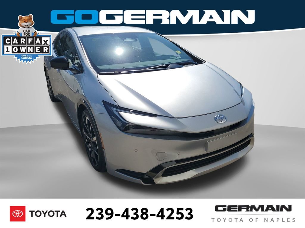 Used 2025 Toyota Prius Plug-In Hybrid image 4