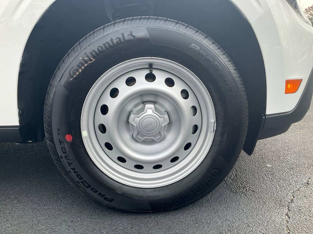 New 2025 Ford Maverick XL w/ Equipment Group 102A image 15