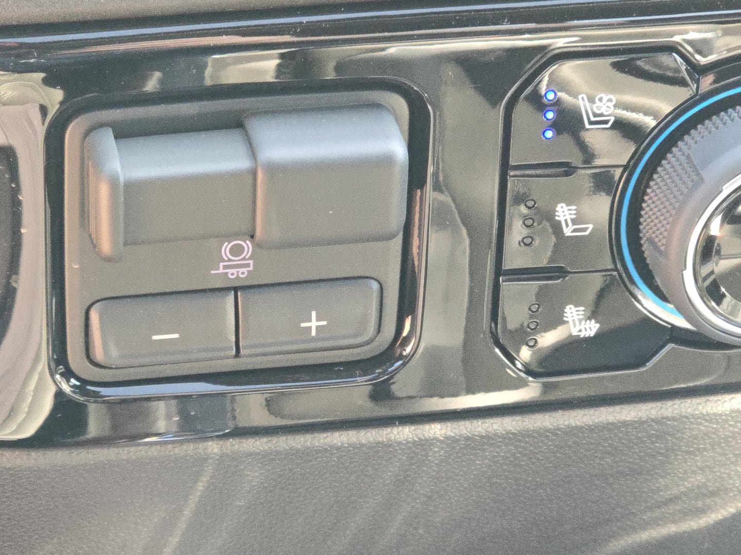 New 2026 Chevrolet Silverado 1500 LTZ AWD/4WD image 18