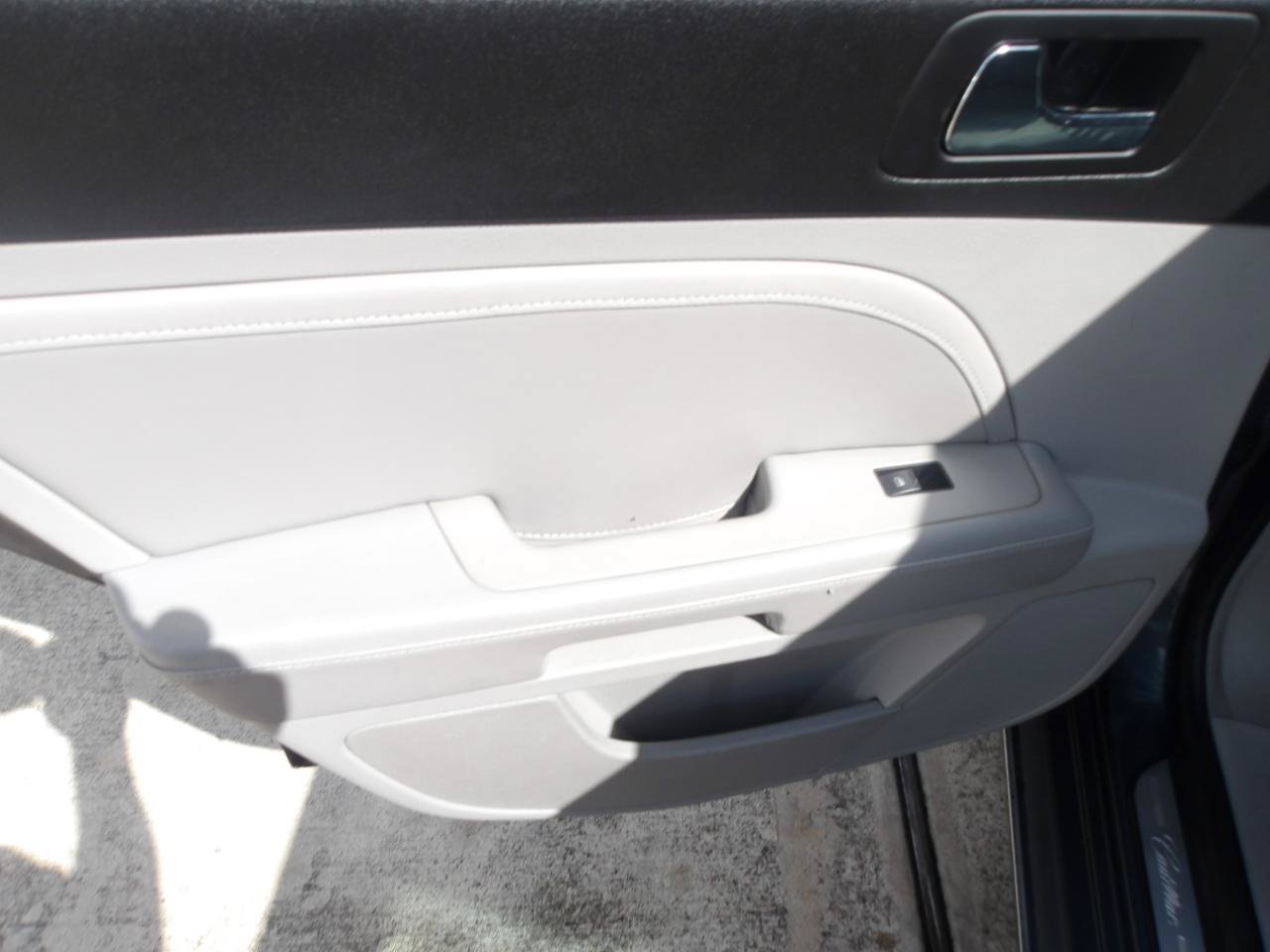 Used 2009 Cadillac STS w/ Wood Trim Package RWD image 15