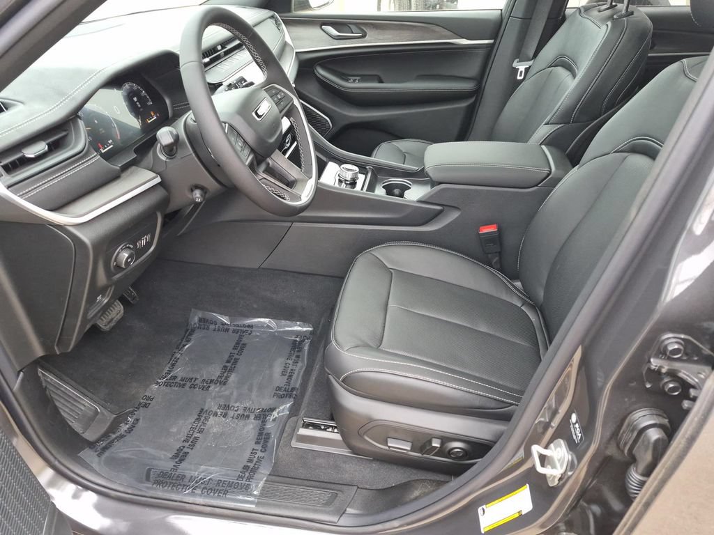 New 2026 Jeep Grand Cherokee Limited AWD/4WD image 10
