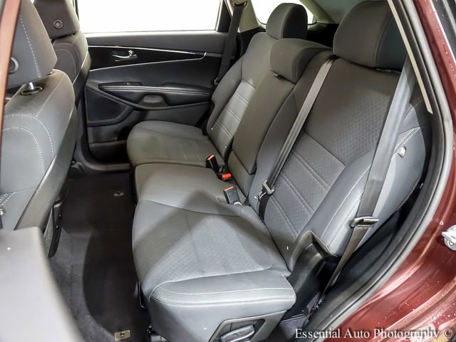 Used 2018 Kia Sorento LX image 11