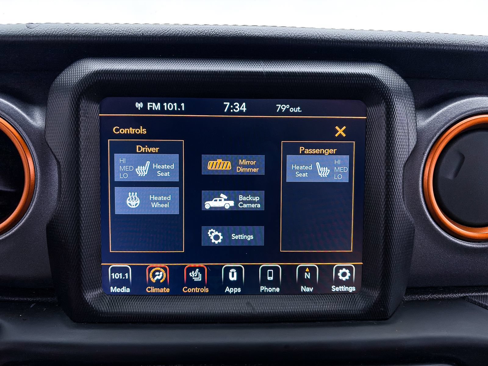 Used 2021 Jeep Gladiator Mojave AWD/4WD image 24