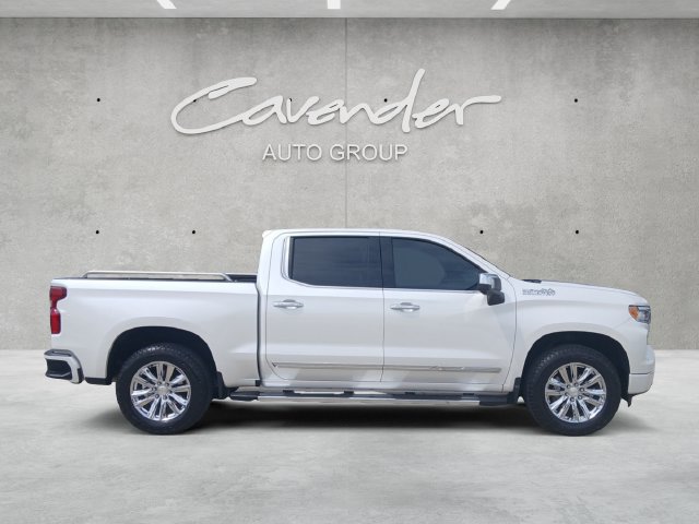 Used 2024 Chevrolet Silverado 1500 High Country w/ Technology Package AWD/4WD image 18