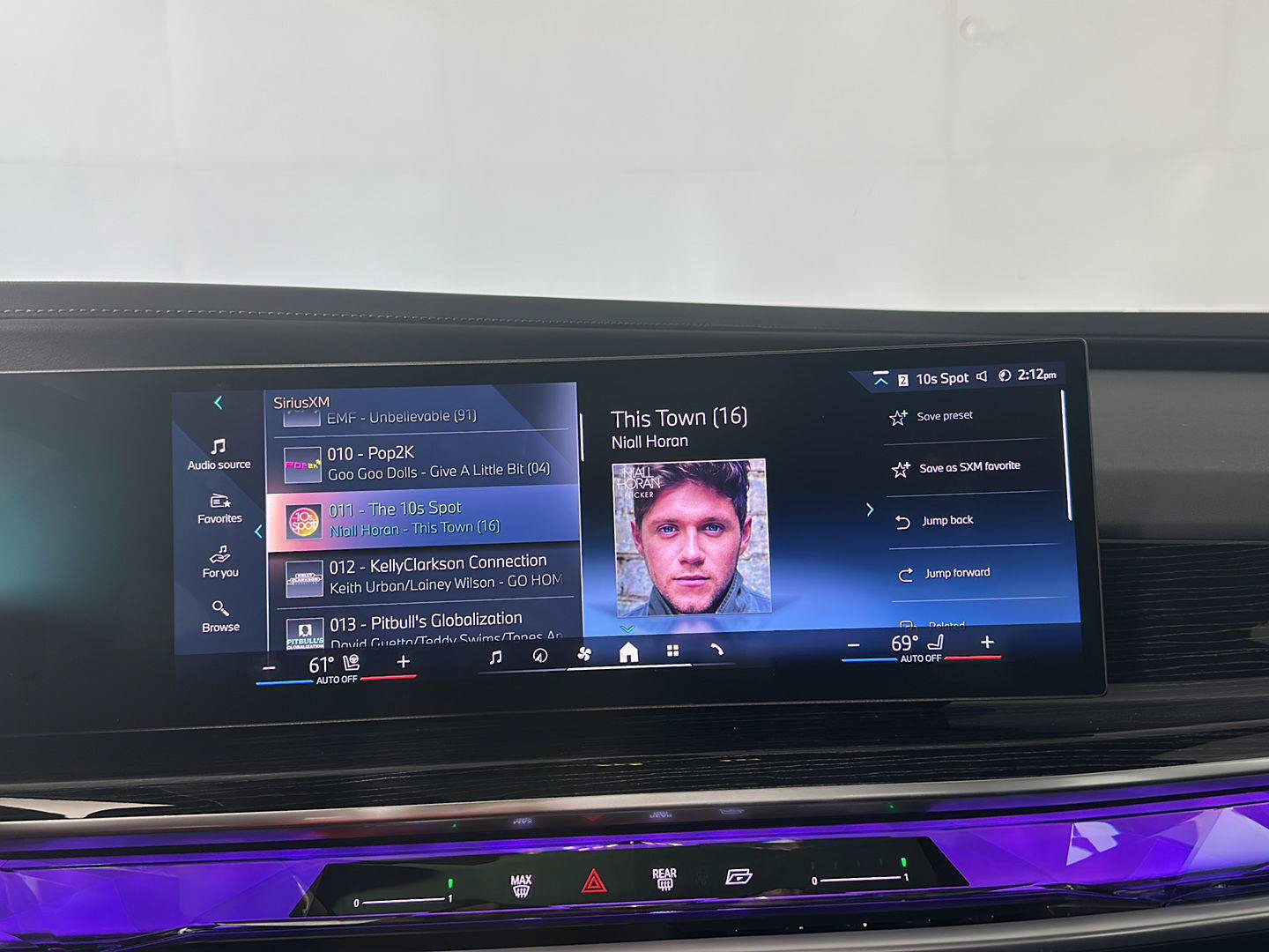 New 2026 BMW i7 xDrive60 w/ Executive Package AWD/4WD image 11