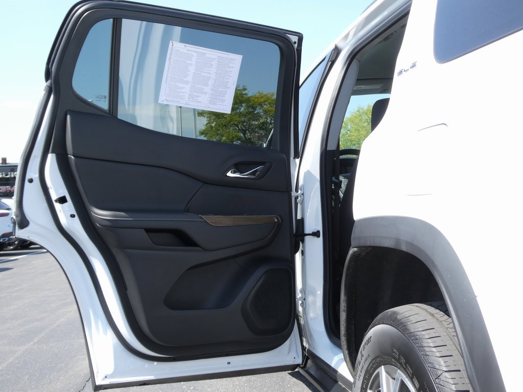 Certified 2023 GMC Acadia SLE w/ Driver Convenience Package image 31