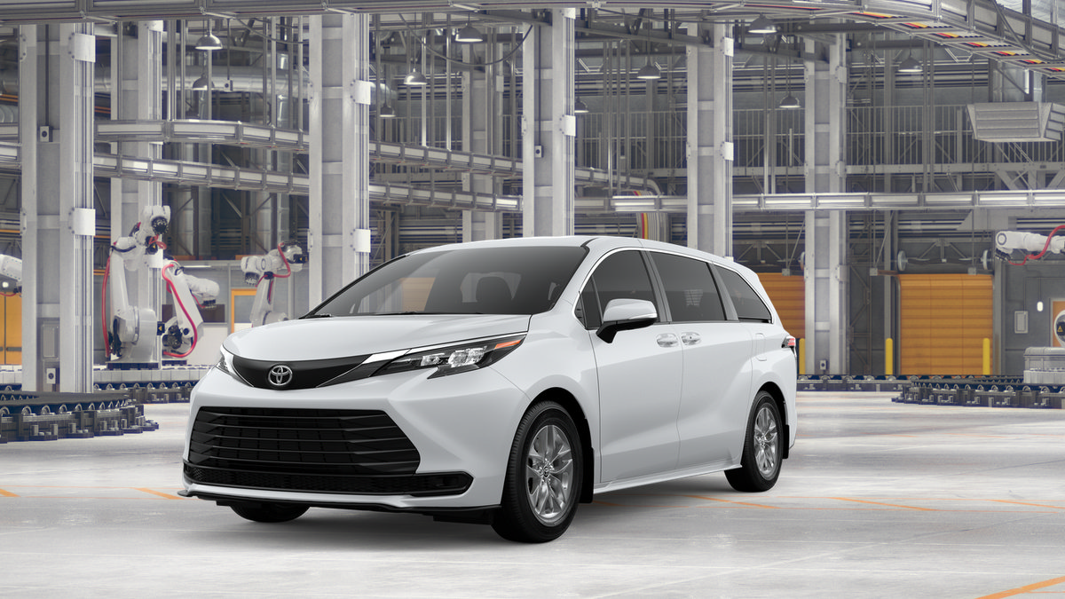 New 2026 Toyota Sienna LE