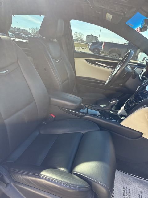 Used 2016 Cadillac XTS Platinum image 18