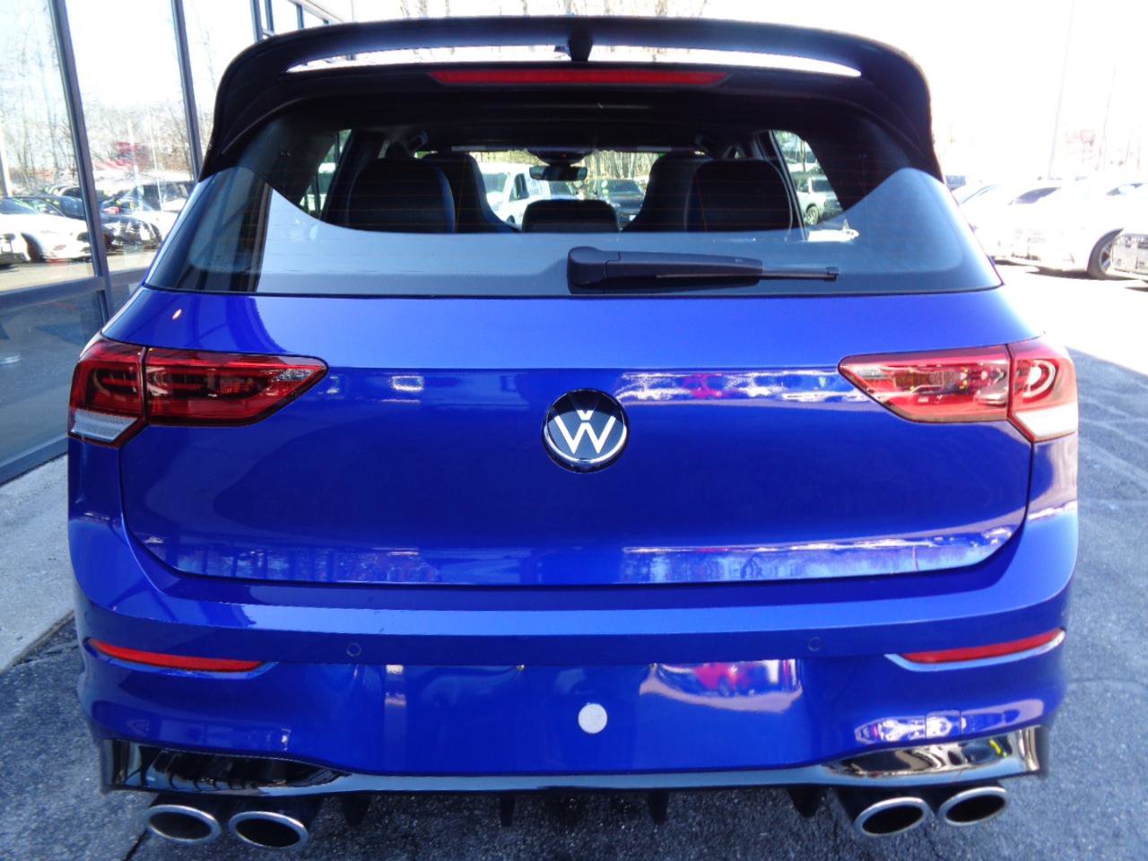 Used 2022 Volkswagen Golf R image 6