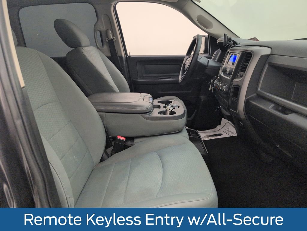 Used 2017 RAM 1500 Express AWD/4WD image 14