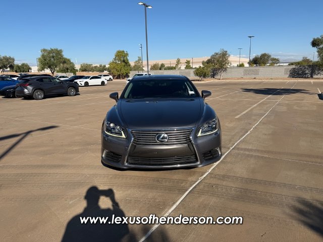 Used 2014 Lexus LS 460 w/ Comfort Package RWD image 2