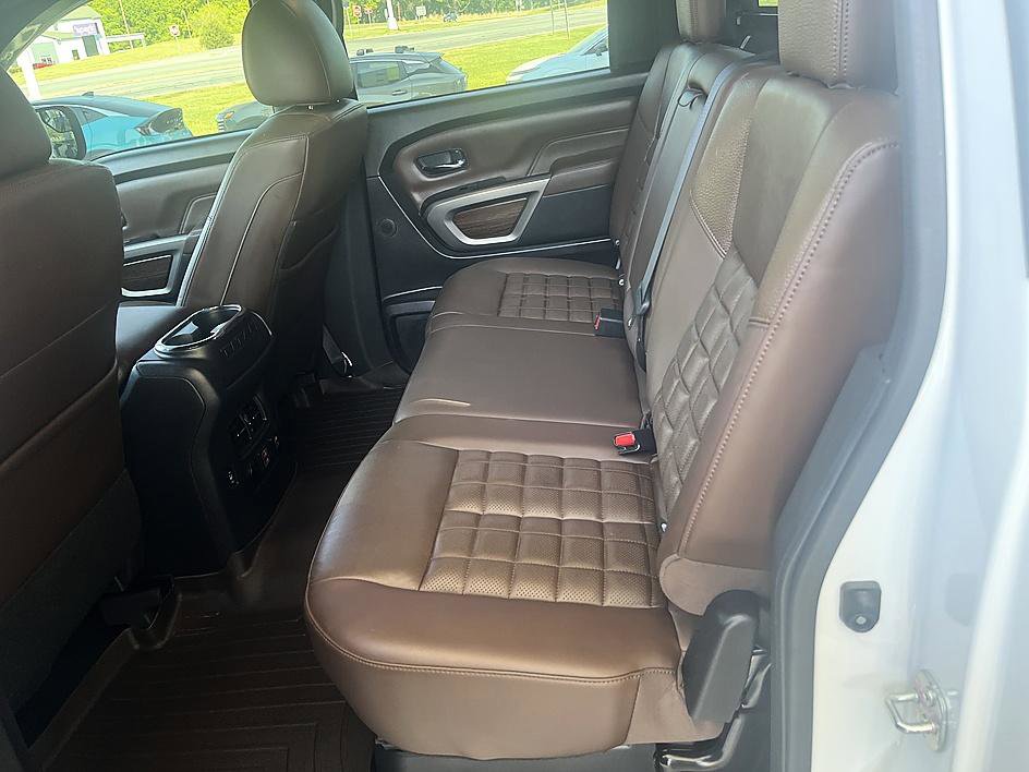 Used 2024 Nissan Titan Platinum Reserve w/ Moonroof Package AWD/4WD image 20