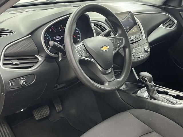 Used 2024 Chevrolet Malibu LT FWD image 14
