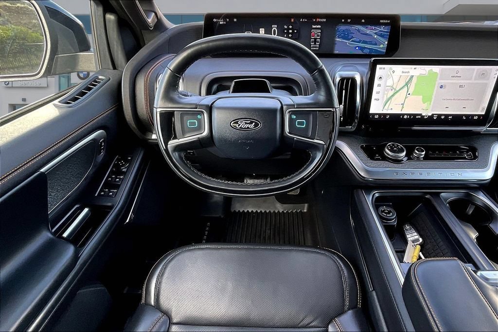 Used 2025 Ford Expedition Tremor AWD/4WD image 8