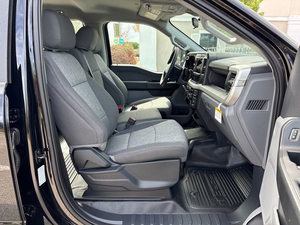 New 2026 Ford F350 XL w/ XL Chrome Package image 5