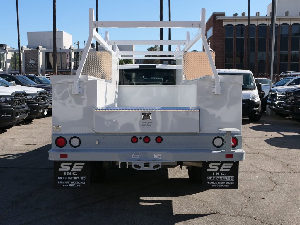 New 2026 RAM 5500 Tradesman w/ Chrome Appearance Group image 4