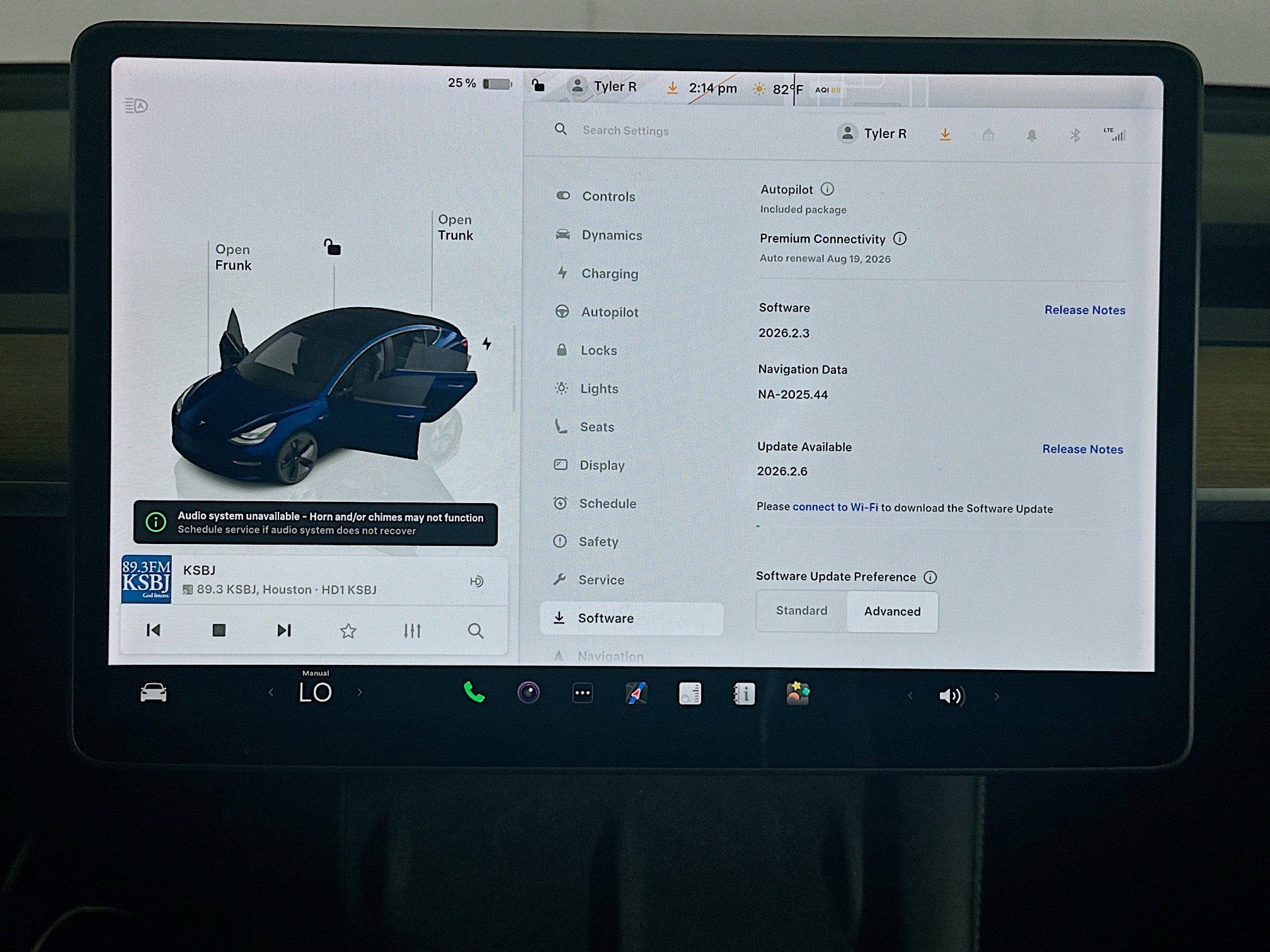 Used 2022 Tesla Model 3 Standard Range Plus image 34