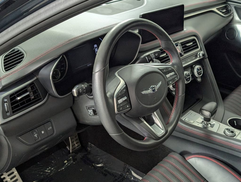 Used 2023 Genesis G70 2.0T w/ Sport Prestige Package RWD image 13