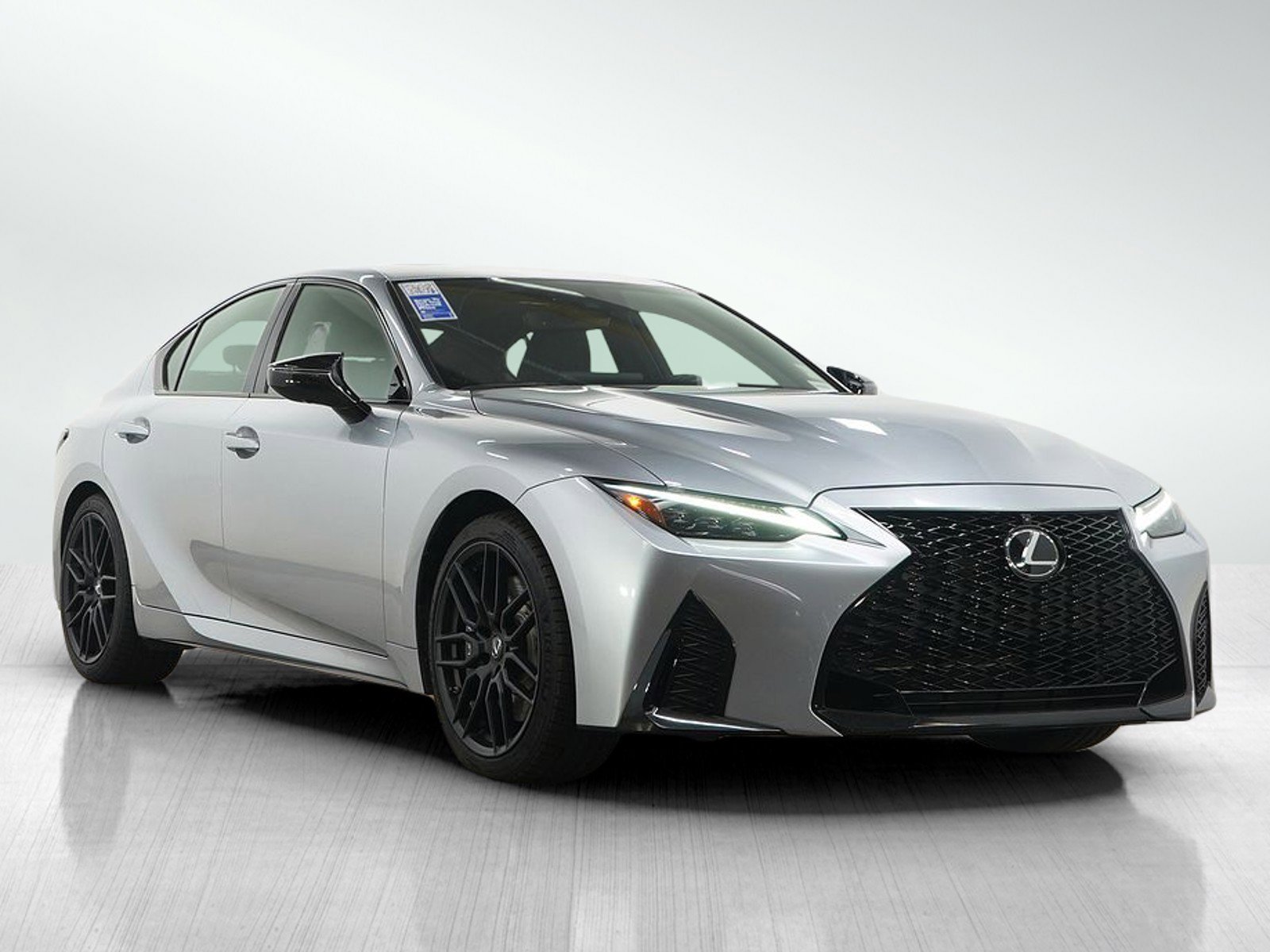 Used 2024 Lexus IS 500 RWD image 7