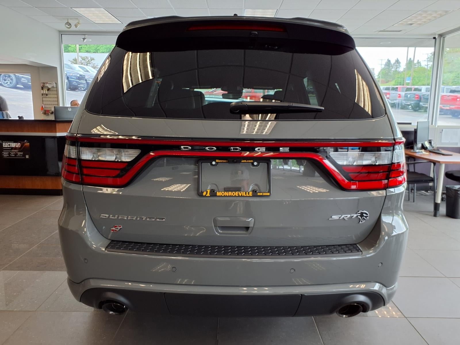 New 2026 Dodge Durango SRT Hellcat w/ Premium Group AWD/4WD image 4