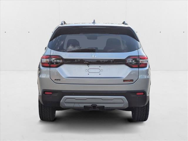 New 2025 Honda Pilot TrailSport image 8