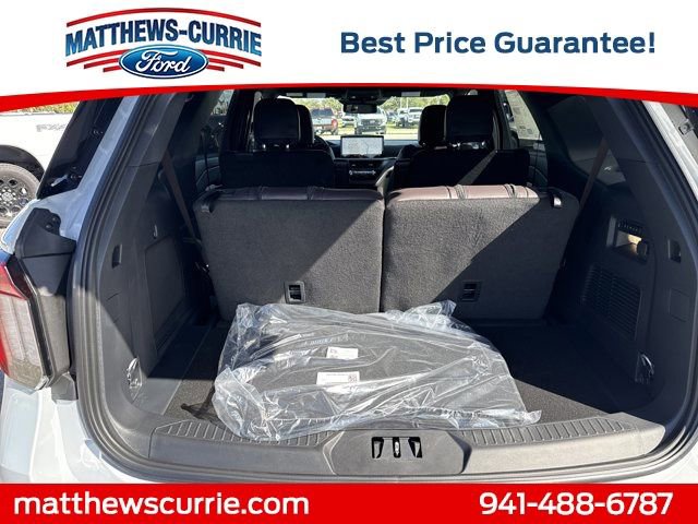 New 2026 Ford Explorer Platinum RWD image 14
